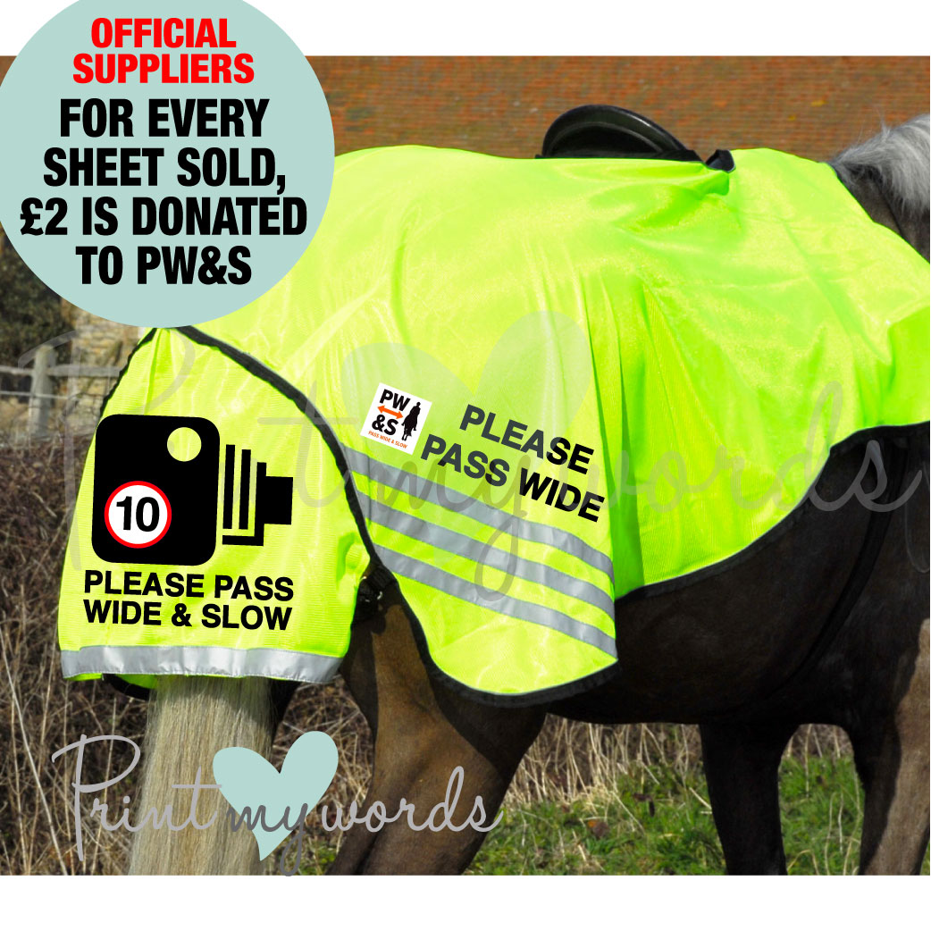 Official PW&S High Visibility Hi Vis Equestrian Horse Reflective 3/4 Length Cutaway Ride-On Rug - CAMERA, 10mph, PLEASE PASS WIDE & SLOW