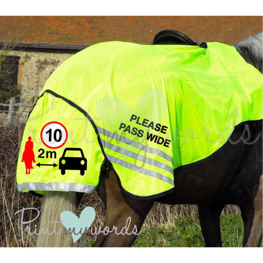 High Visibility Hi Vis Equestrian Horse Reflective 3/4 Length Cutaway Ride-On Rug - Give Space