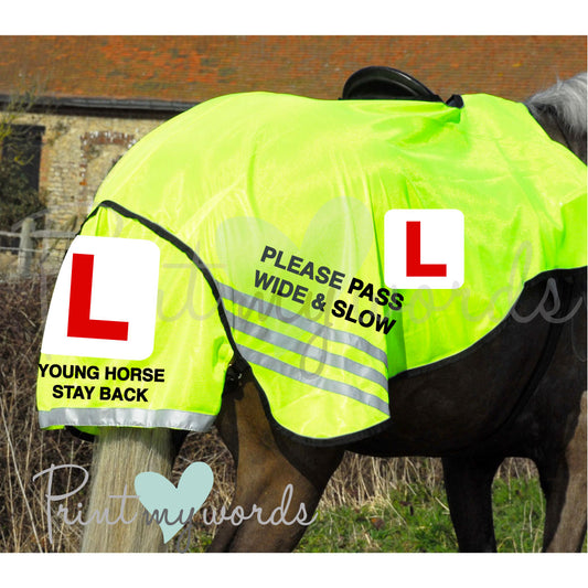 High Visibility Hi Vis Equestrian Horse Reflective 3/4 Length Cutaway Ride-On Rug - L PLATE